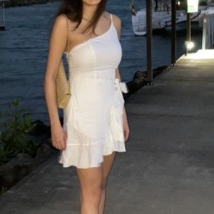 One shoulder white dress
